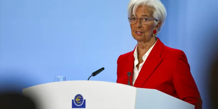 Inflação a 2%? “Missão não está cumprida, mas a meta está alcançada”, diz Lagarde