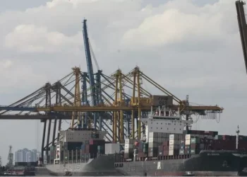 ​Governo quer investimento de quase quatro mil milhões de euros nos portos