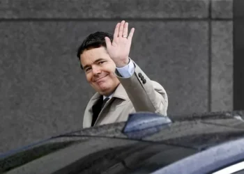 Eurogrupo decide novo presidente com três ministros candidatos