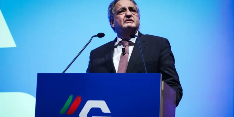 Paulo Macedo. “As taxas de juro vão descer menos que o previsto”