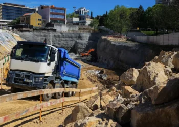 Obras do Metro do Porto afetam comboios noturnos entre Porto e Aveiro até ao final do ano