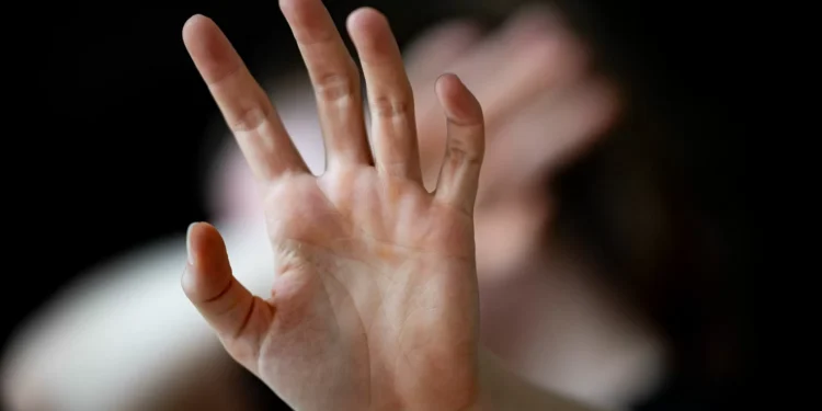 Jovem condenado a pena suspensa por abusar de rapariga inconsciente em Coimbra