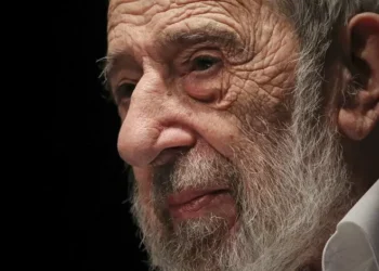 Siza Vieira projeta habitação, serviços e jardim para a Avenida da Ponte no Porto