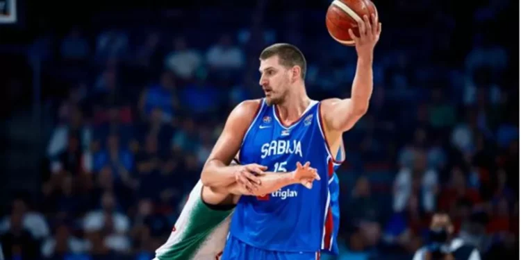 Basquetebol. Portugal dá luta mas perde com a Sérvia