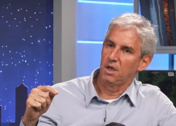 Bolsa brasileira pode disparar até 70% com fim do “lulismo”, avalia gestor da Apex