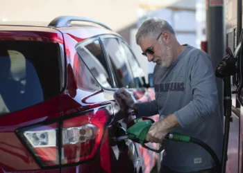 Preços dos combustíveis: gasolina desce, gasóleo sobe