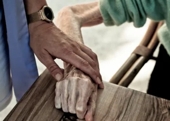 Abusos contra adultos mais velhos são maioritariamente psicológicos