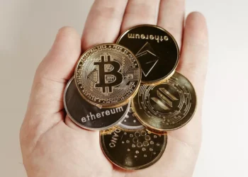 Bitcoin, Ethereum e outras 6 apostas do mercado cripto para outubro