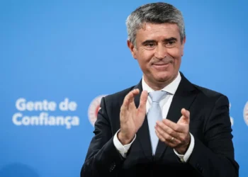 “Sem desculpas”: PS anuncia “abstenção exigente” no Orçamento do Estado