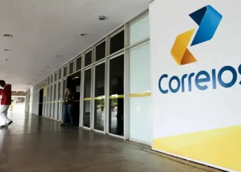 Caixa fará FII com imóveis dos Correios para ajudar estatal, diz presidente do banco