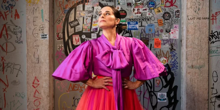 Cristina Branco: “Senti necessidade cívica de voltar a cantar Zeca Afonso”