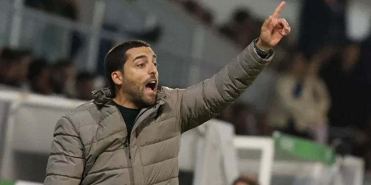 Botelho da Costa: “Temos de crescer, golos de penálti são incompetência nossa”