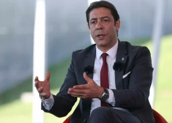 Rui Costa pode ser constituído arguido devido a dinheiros russos