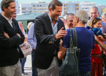 No Algarve o PSD volta à imigração e aos candidatos “paraquedistas” do Chega