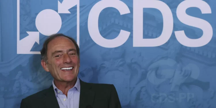 Presidenciais. Com Portas fora da corrida, CDS-PP decide apoio na próxima semana