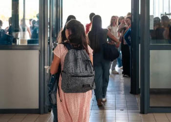 Manuais escolares: 20 mil alunos ainda não receberam “vouchers”