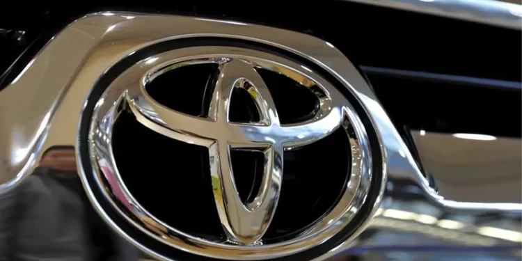Lucros da Toyota caem 7% entre abril e setembro devido às tarifas dos EUA