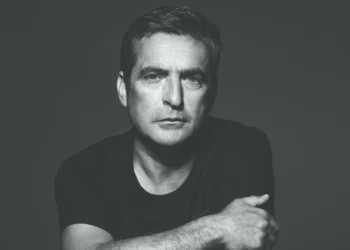 Vencedores dos Grammy Latinos conhecidos esta noite com Camané e Janeiro nomeados