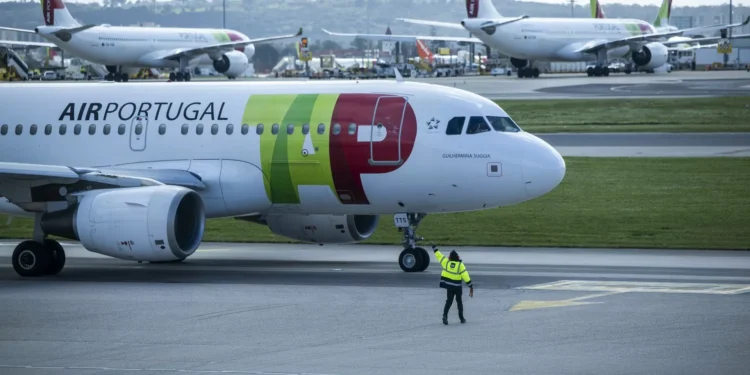 Grupo da British Airways e Iberia também formaliza interesse na TAP