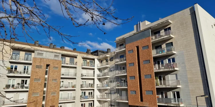 Taxa de juro no crédito à habitação recua para 3,180% em outubro