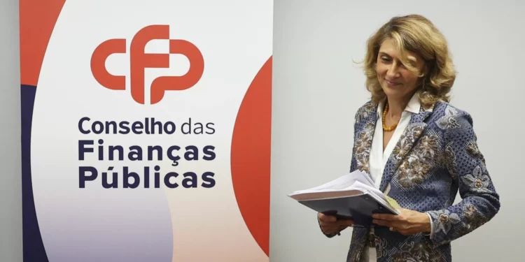 Há 35 empresas públicas em falência técnica
