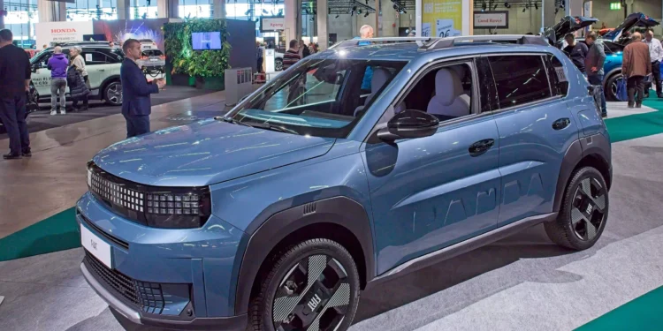 Fiat garante novo hatch popular brasileiro para 2026