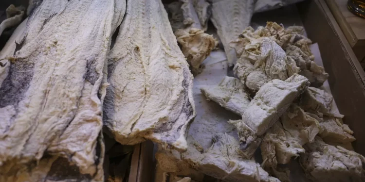 Ceia de Natal fica mais cara com preços do bacalhau e do peru em alta