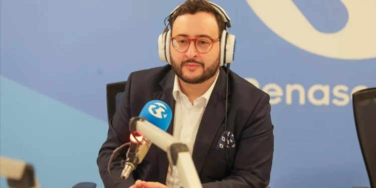 Tensões na Venezuela: “Tudo aponta para que resultem numa operação militar”, diz Manuel Poêjo Torres