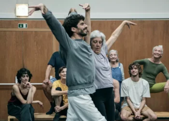 “Desequilíbrio? Não, é tudo teatro!”Como a Companhia Maior engana a velhice