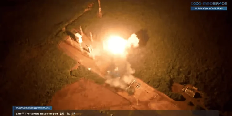 Foguete brasileiro lançado na base de Alcântara explode