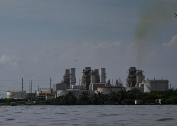 Após ondas de nacionalização, que petrolíferas estrangeiras seguem na Venezuela?