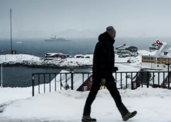 Aviões militares dos EUA e Canadá chegam “em breve” à Gronelândia