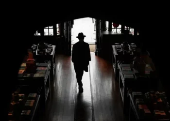 Inéditos de Bolaño e Pessoa e novos livros de Afonso Cruz e Patrícia Reis entre as novidades da Penguin