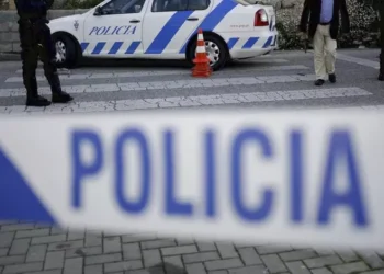 Jovem morto a tiro na Amadora. Suspeitos em fuga