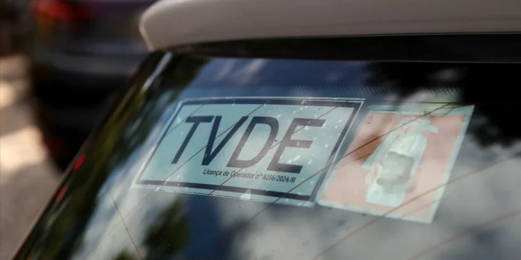 Motoristas de TVDE vão desligar aplicações Uber e Bolt na próxima semana