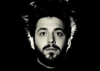 Salvador Sobral sai do Spotify contra exploração dos autores, indústria de guerra e IA