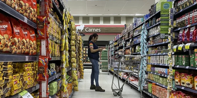 Preço do cabaz alimentar da Deco atinge máximo dos últimos quatro anos