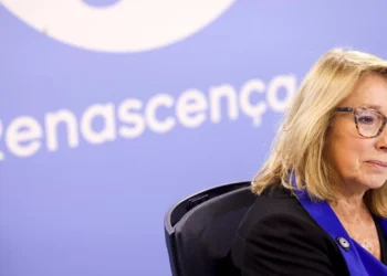 Governo diz que salário subiu acima do previsto mas produtividade continua baixa