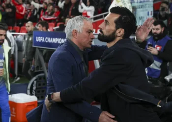 “Estamos com Vini”. Arbeloa pede a Prestianni que esclareça caso “pelas próprias palavras”