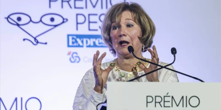 Lídia Jorge apela à vigilância sobre Inteligência Artificial em defesa do pensamento humano