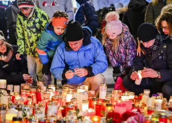Quase dois meses depois, 58 vítimas continuam hospitalizadas após incêndio em bar na Suíça
