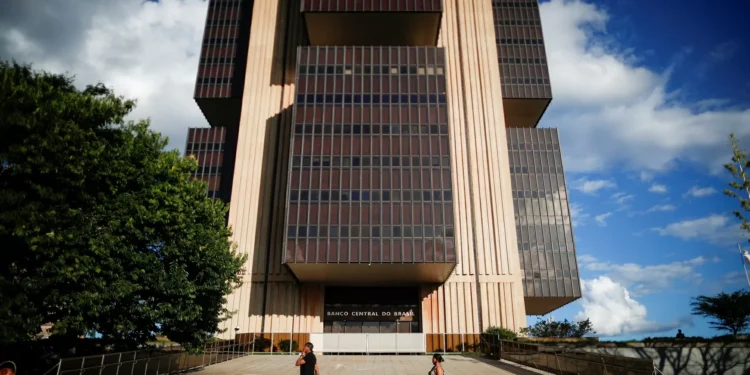 Tesouro Direto: taxas voltam a subir após prévia do PIB mostrar atividade resiliente